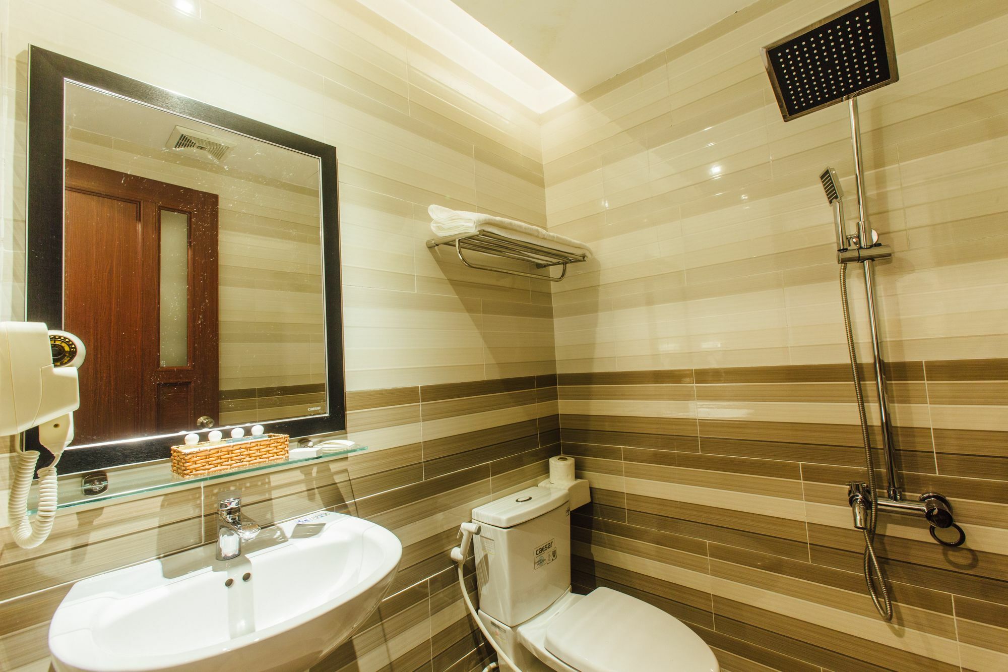 Sunflower Hotel 2 Da Nang Buitenkant foto
